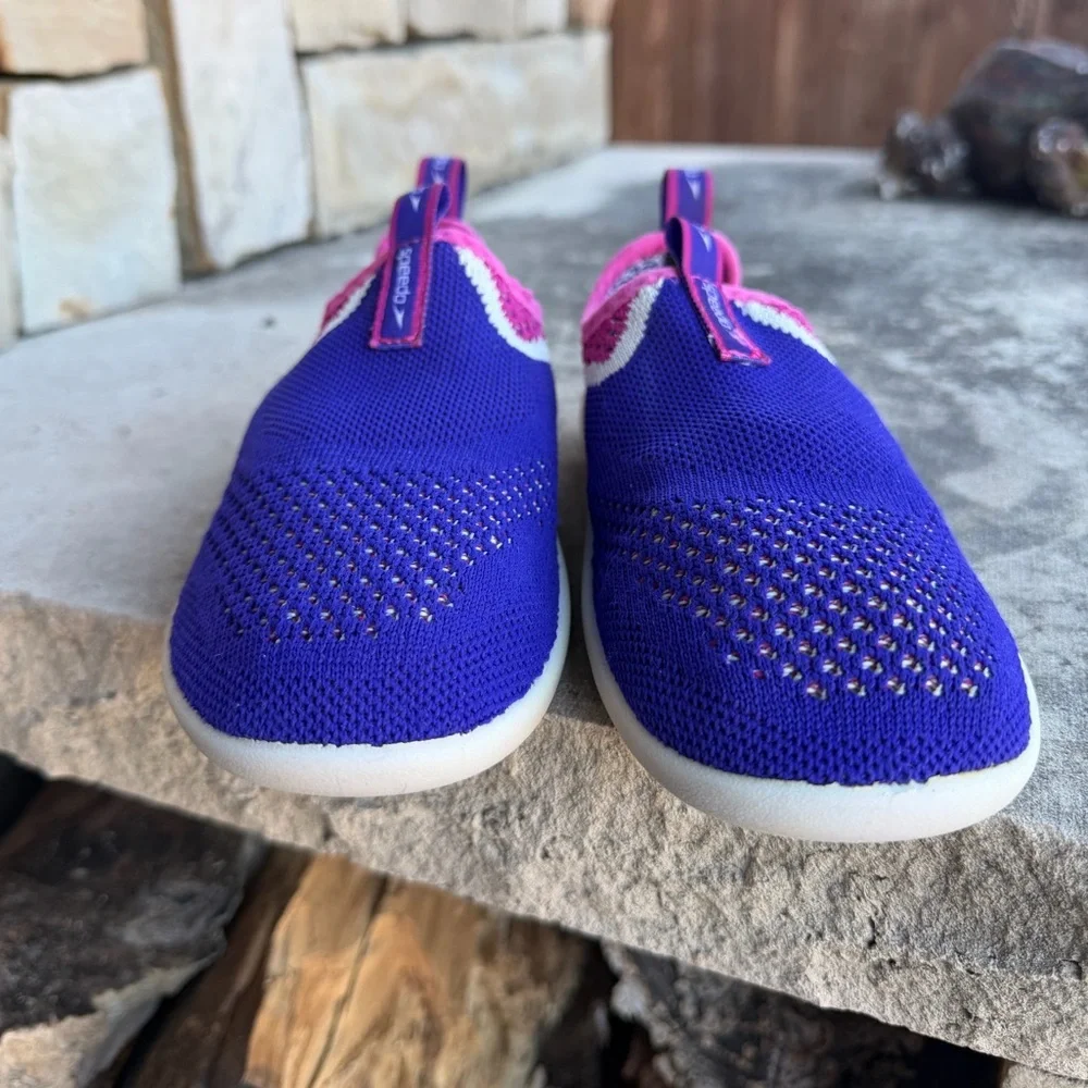 Speedo Junior Surf Strider Kids Water Shoes in Purple and Pink Sz-S (13-1).‎ G